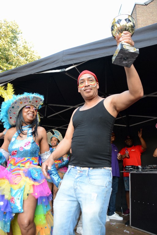 ../Images/Zomercarnaval Noordwijkerhout 2016 400.jpg